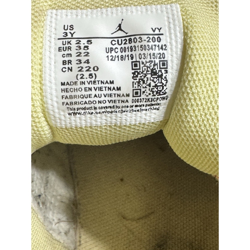 Maison Chateau Rouge X Air Jordan 1 Mid Se "Fearless" Sneakers View 4